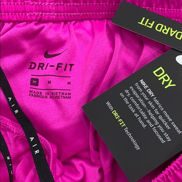 NIKE Women’s running shorts with Dri-Fit Technolog - Picture 11 of 12